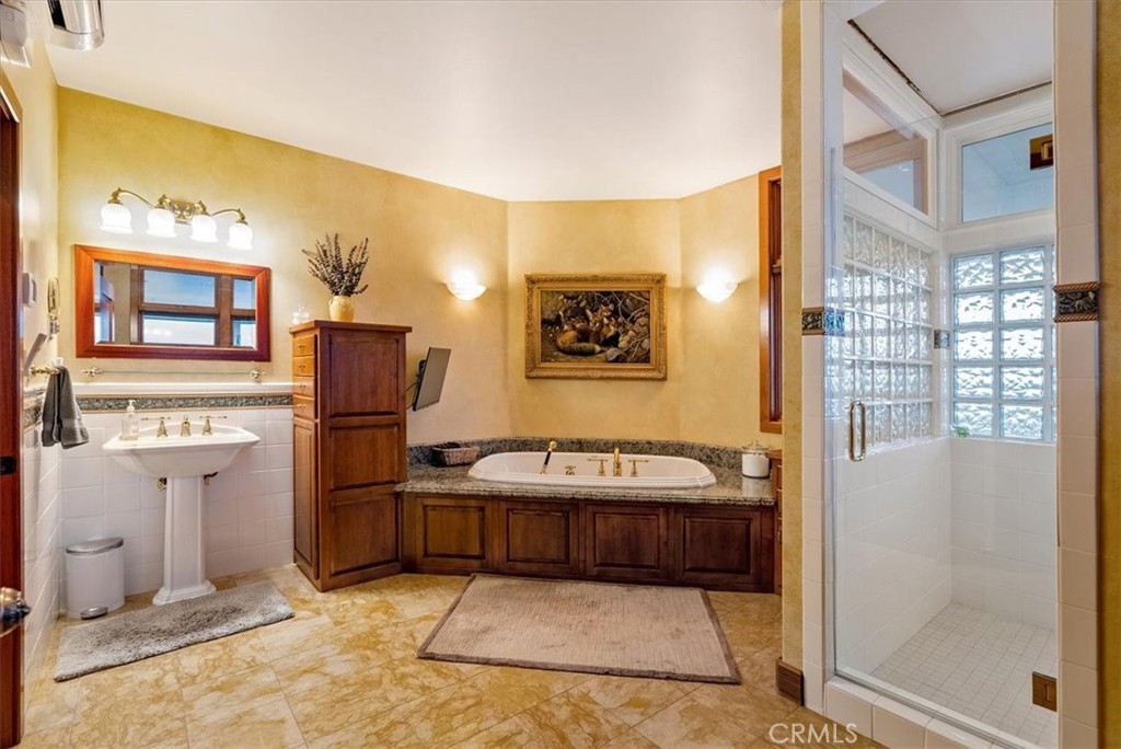 76346 Bryson Hesperia Road