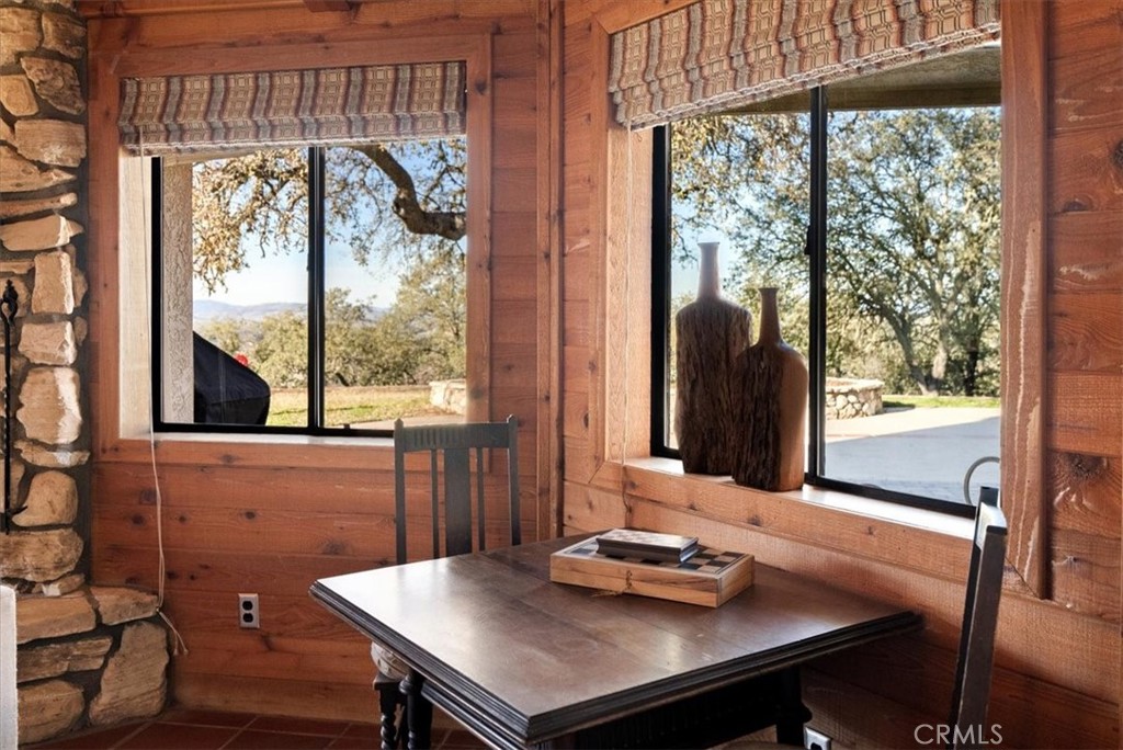 7975 Nacimiento Lake Drive