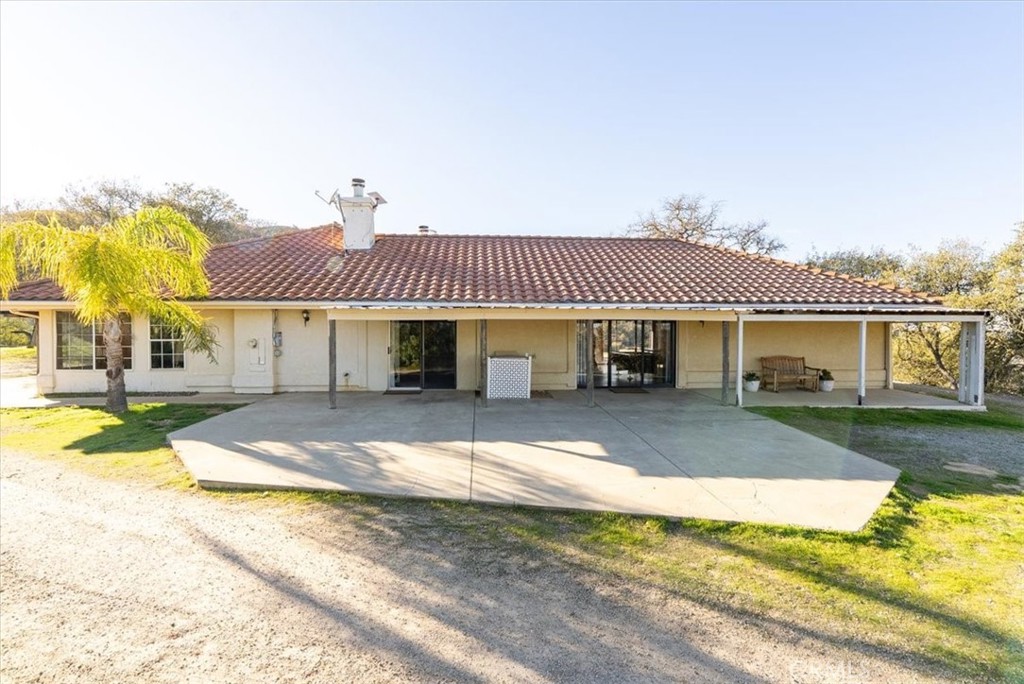 7975 Nacimiento Lake Drive