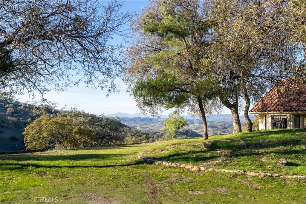 7975 Nacimiento Lake Drive