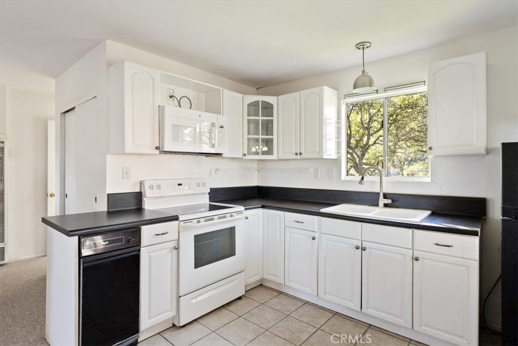 7975 Nacimiento Lake Drive