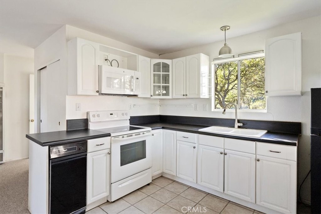 7975 Nacimiento Lake Drive