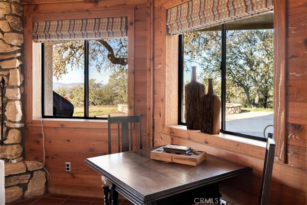 7975 Nacimiento Lake Drive