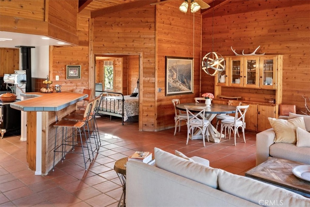 7975 Nacimiento Lake Drive