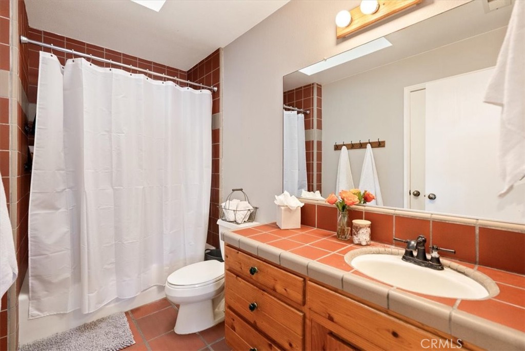 7975 Nacimiento Lake Drive