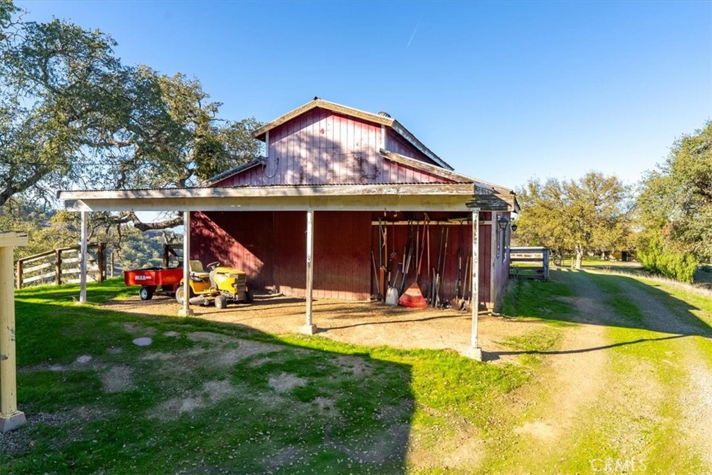 7975 Nacimiento Lake Drive