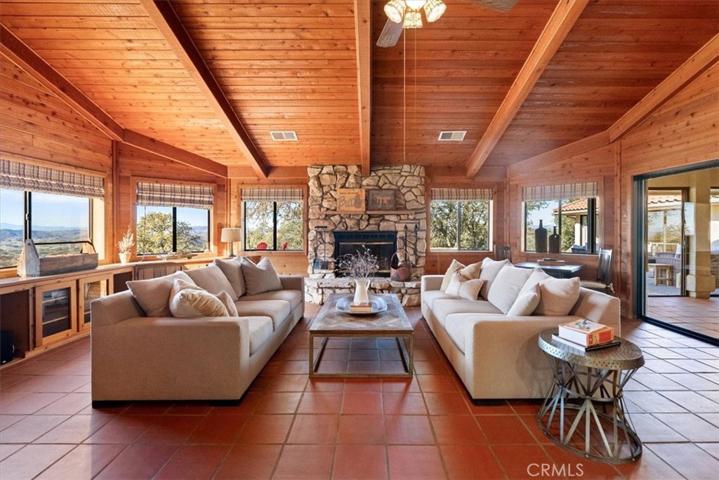 7975 Nacimiento Lake Drive