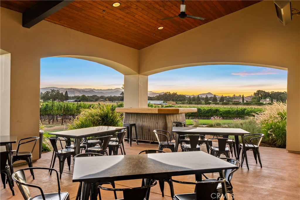 2143 Buena Vista Avenue