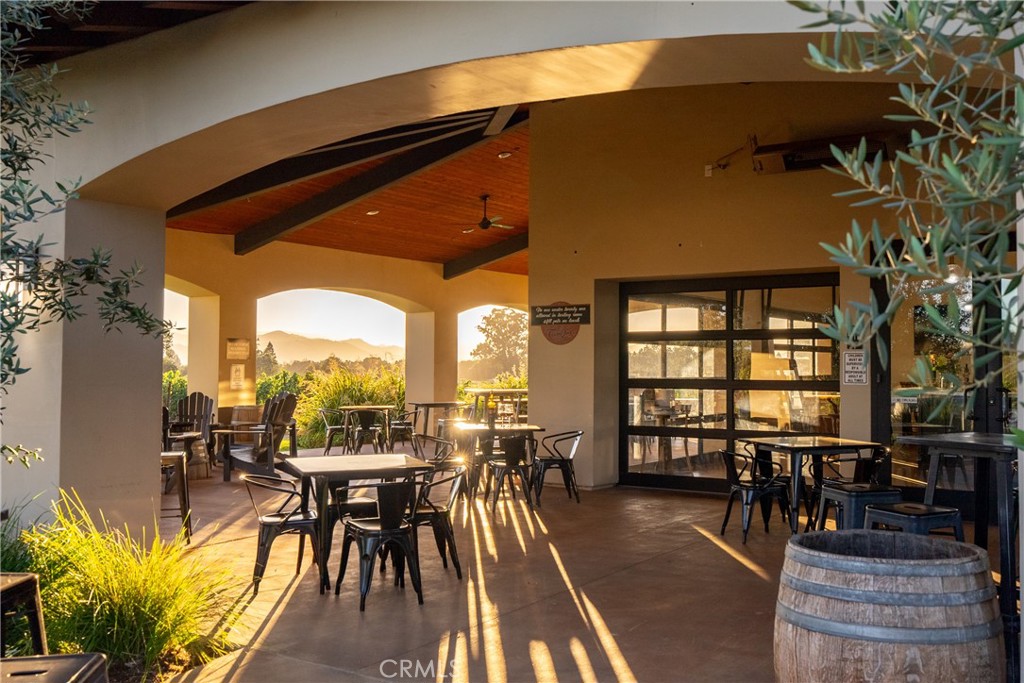 2143 Buena Vista Avenue