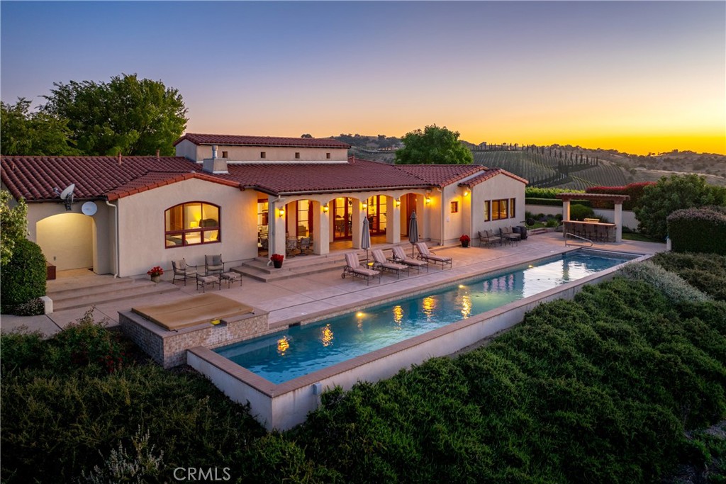 4550 Almond