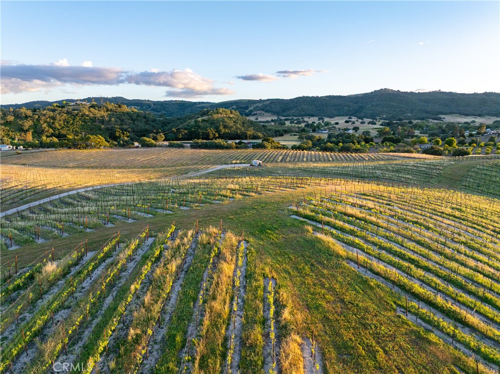 2325 Bella Tierra