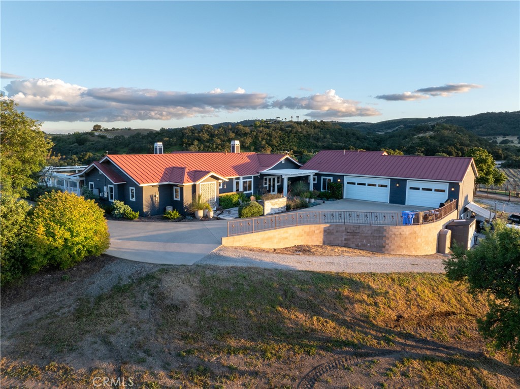 2325 Bella Tierra