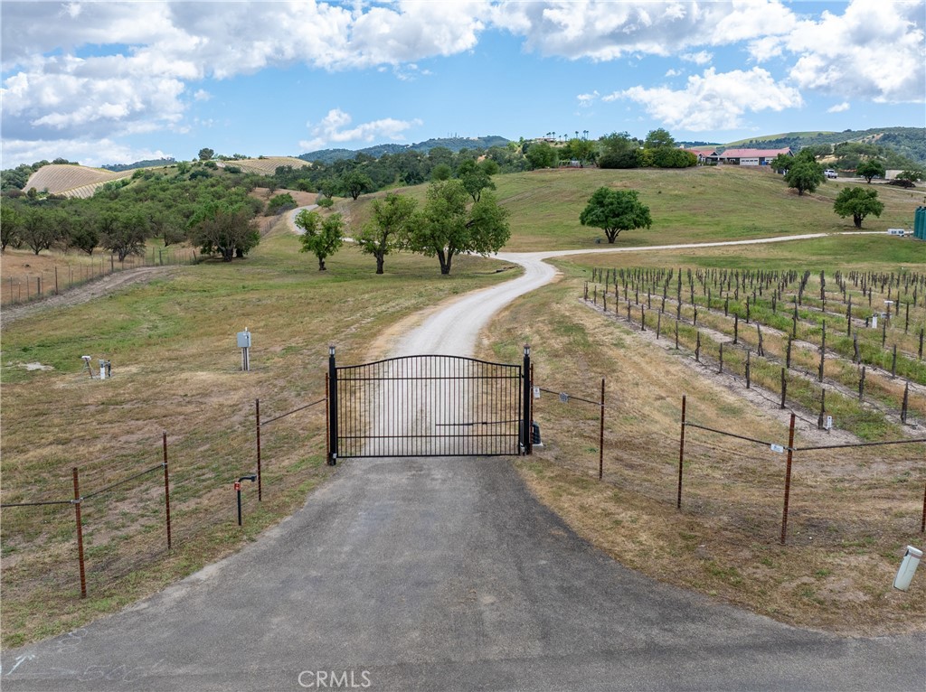 2325 Bella Tierra