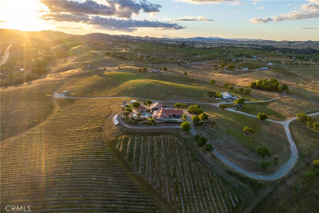 2325 Bella Tierra