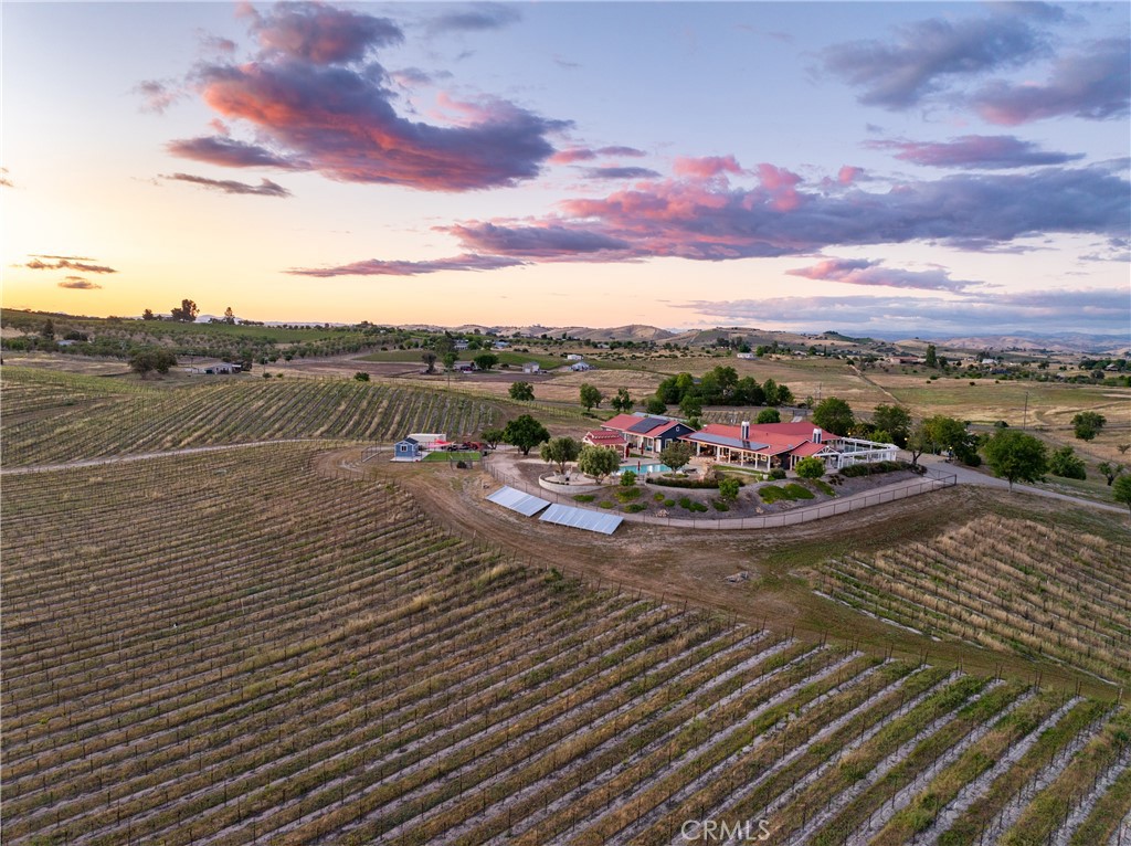 2325 Bella Tierra