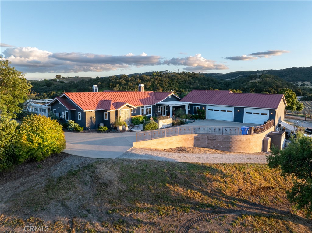 2325 Bella Tierra