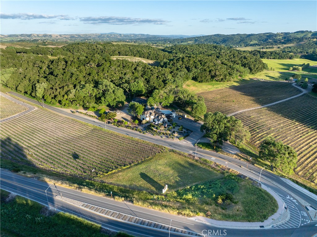 2720 Oak View