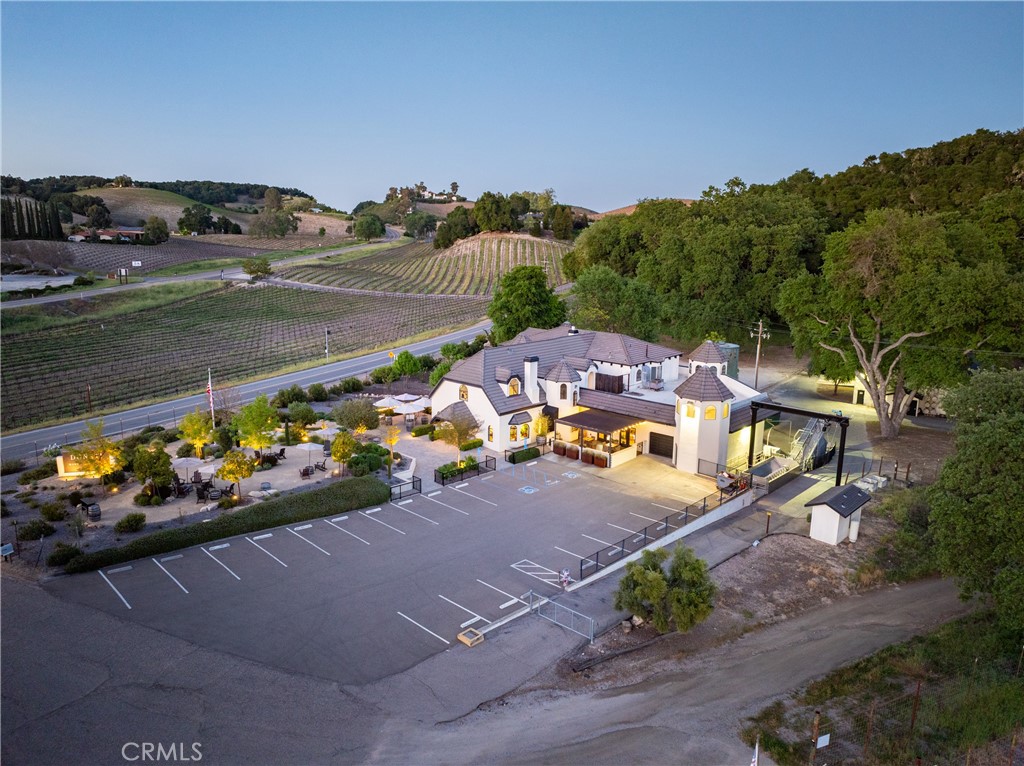 2720 Oak View
