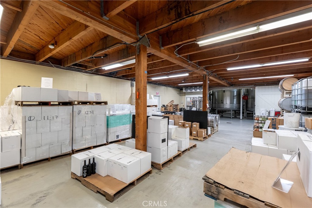 2720 Oak View