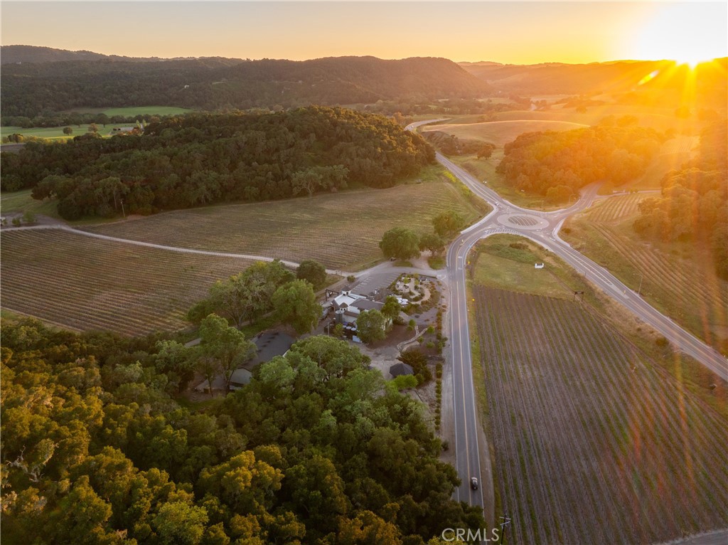 2720 Oak View