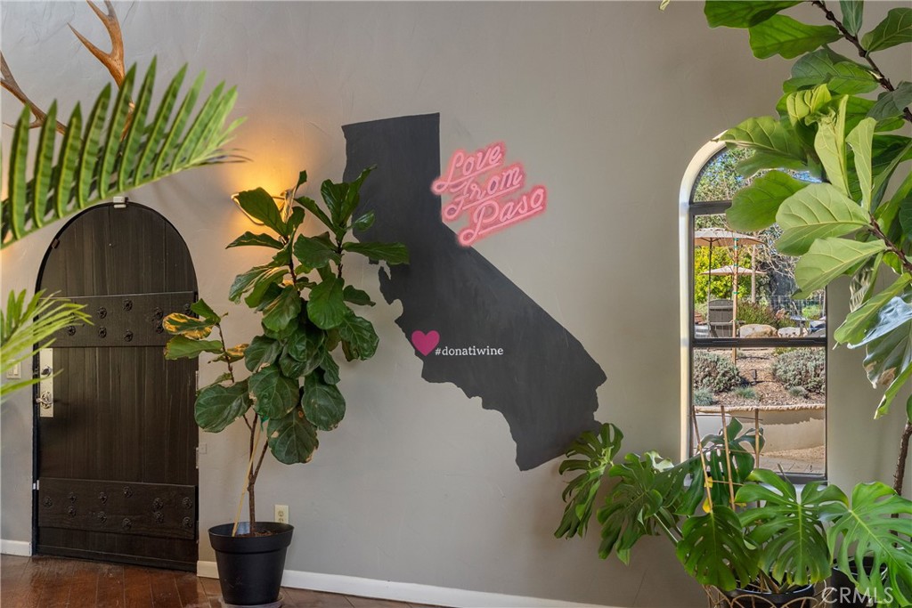 2720 Oak View