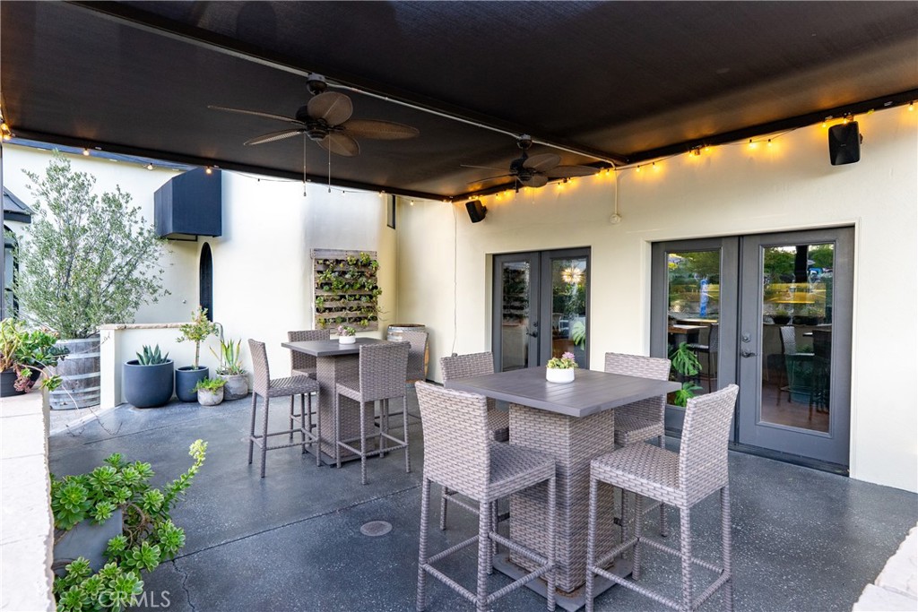 2720 Oak View