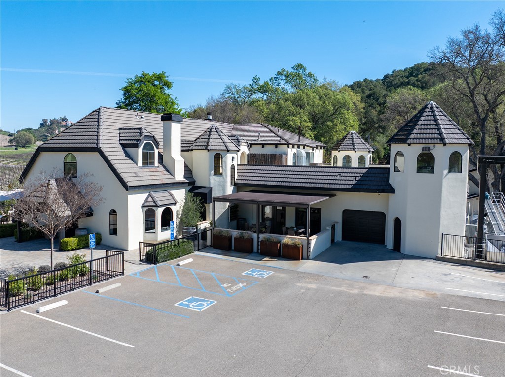 2720 Oak View