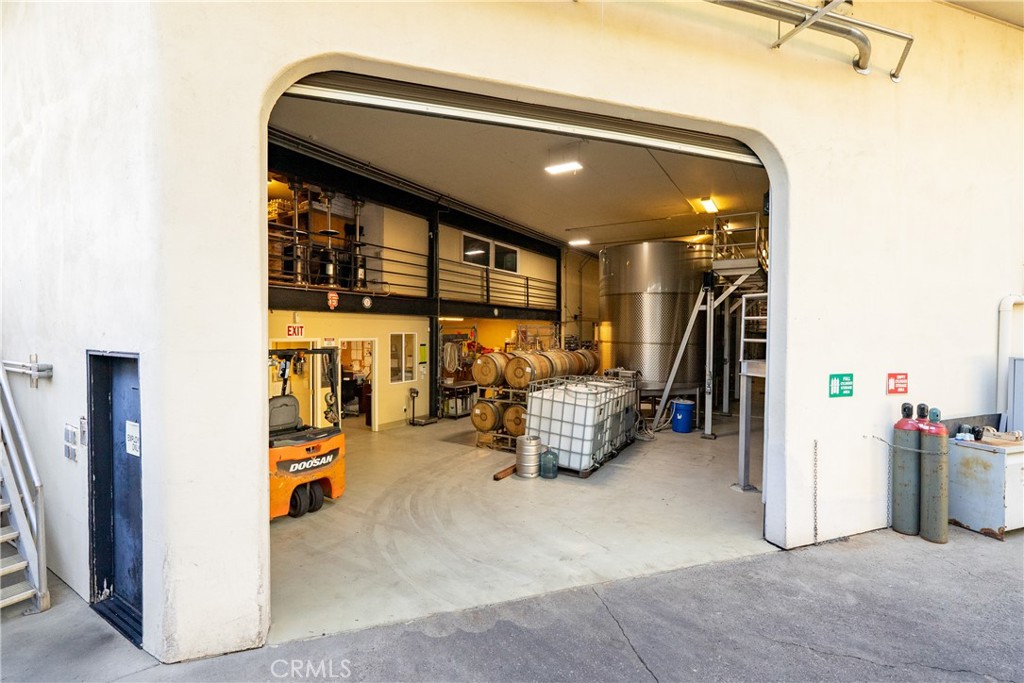 2720 Oak View