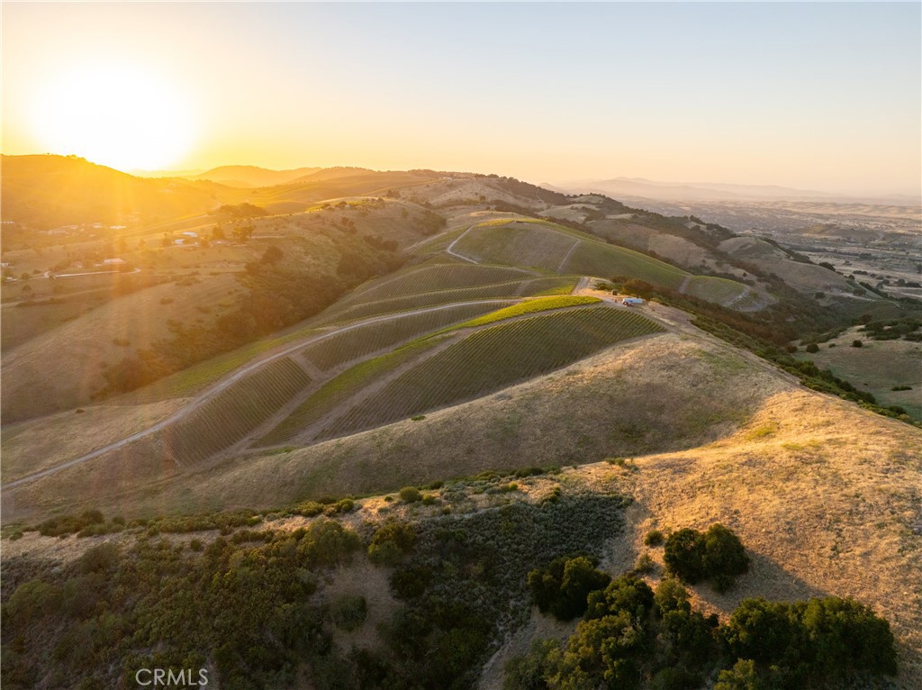 2762 Adelaida Road