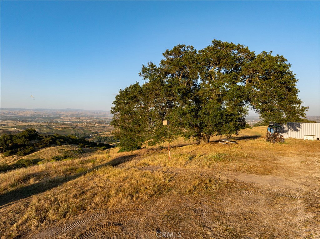 2762 Adelaida Road