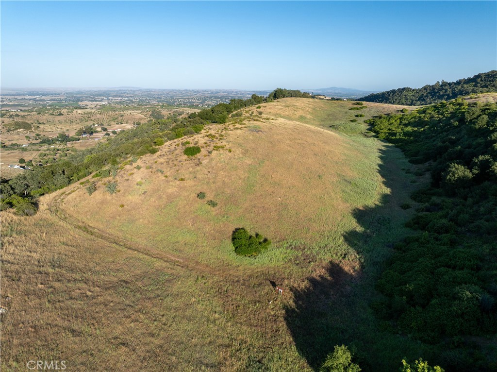 2762 Adelaida Road