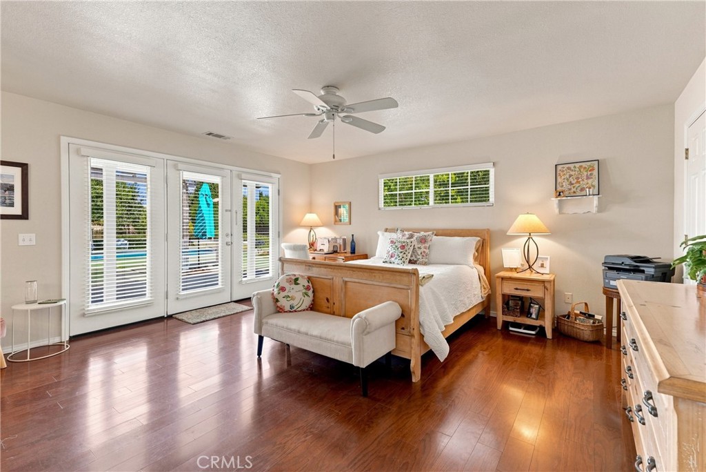 915 Santa Rita