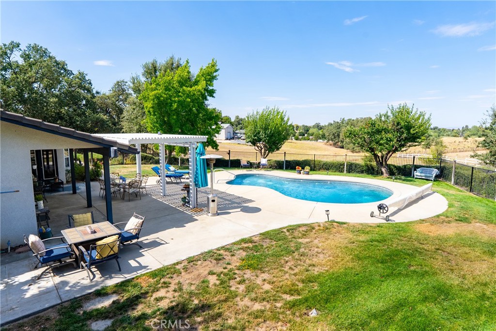 915 Santa Rita