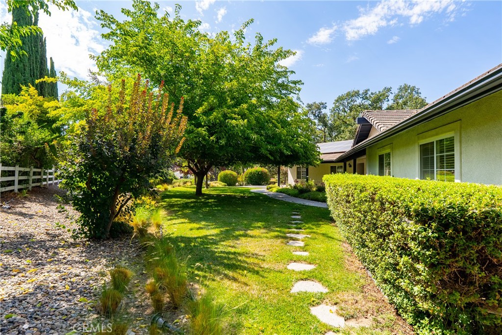 915 Santa Rita