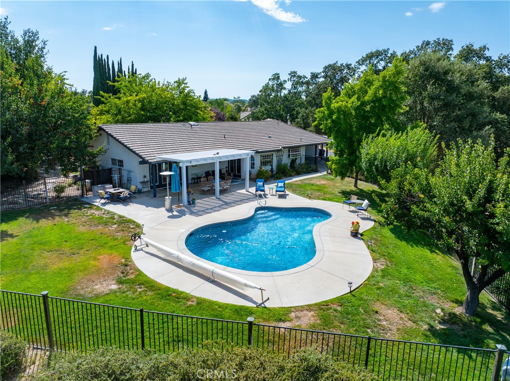 915 Santa Rita