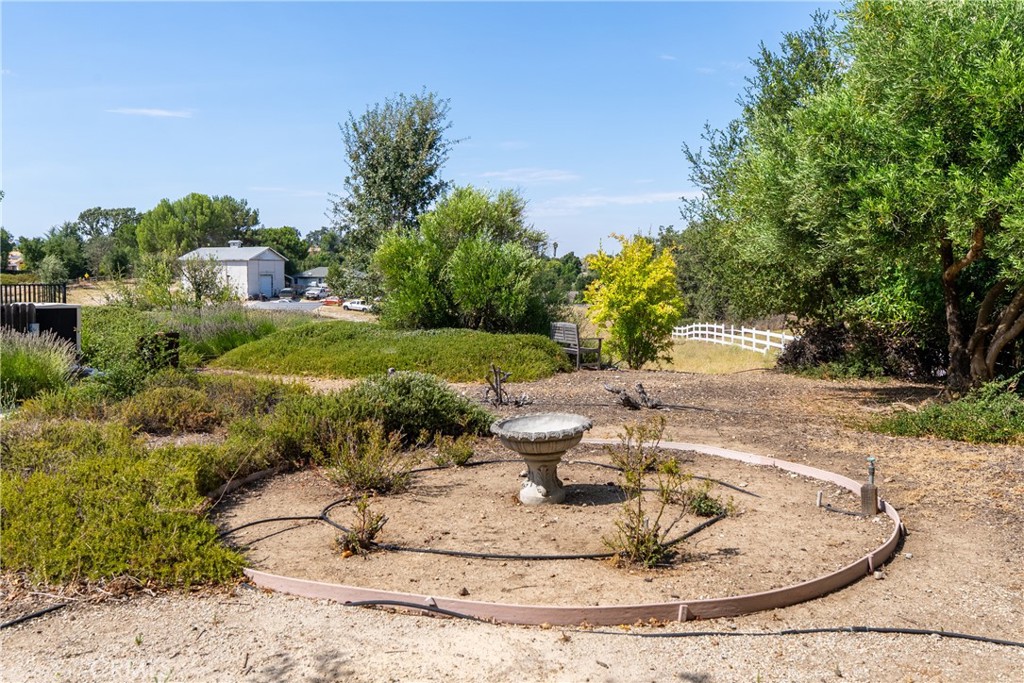 915 Santa Rita