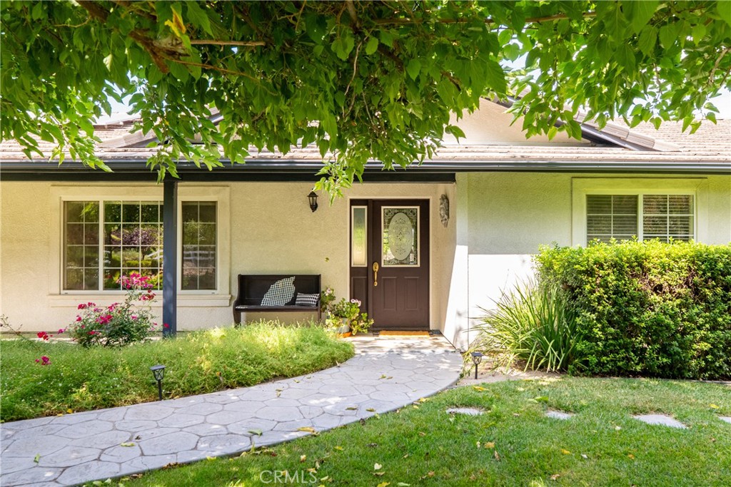 915 Santa Rita