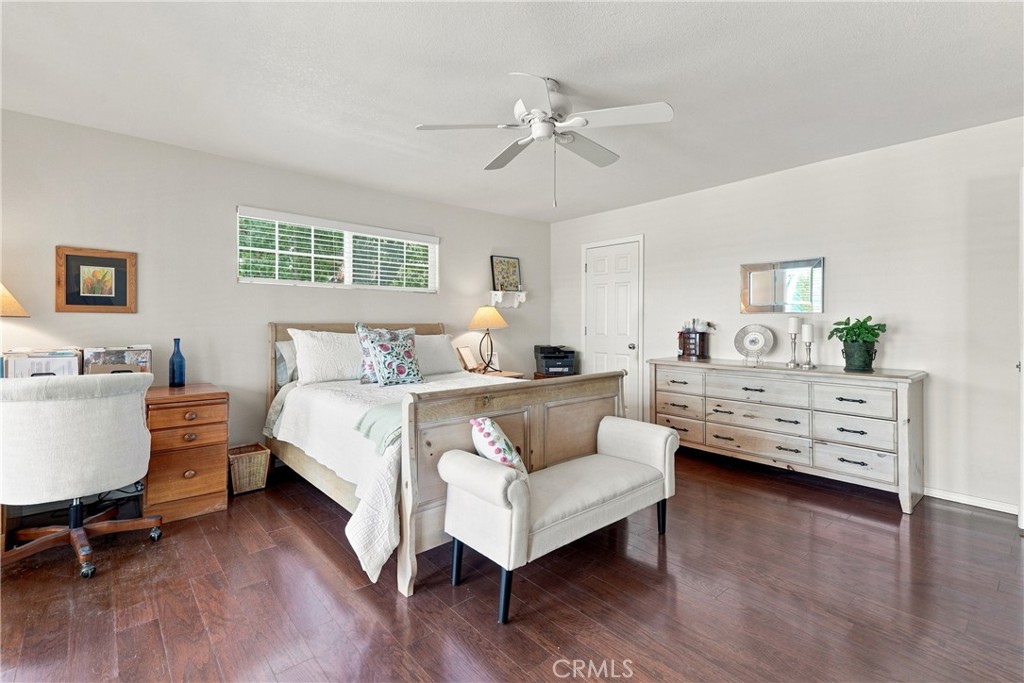 915 Santa Rita