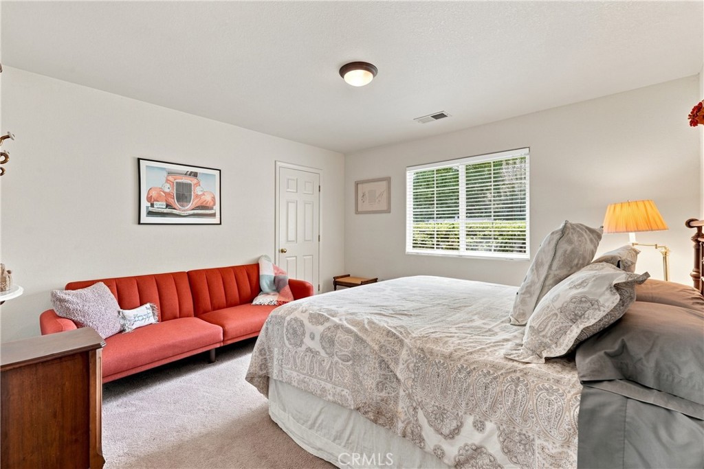915 Santa Rita