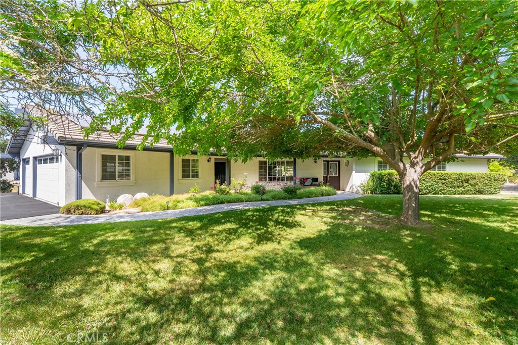 915 Santa Rita