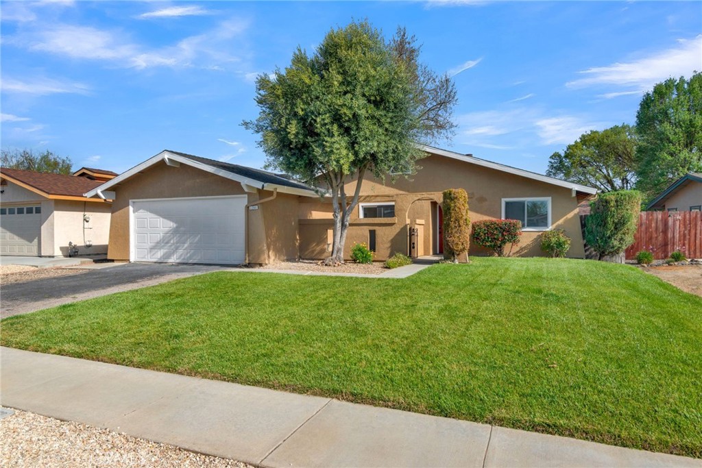 3288 Oak Knoll Drive