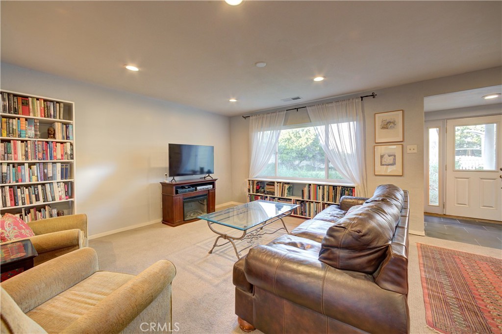 149 Vine Street
