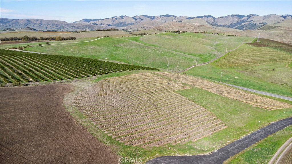 7114 Orcutt Road