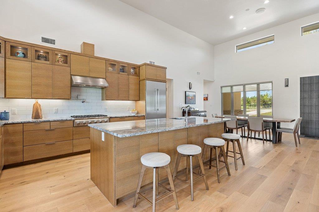 405 Spicewood Trails DR