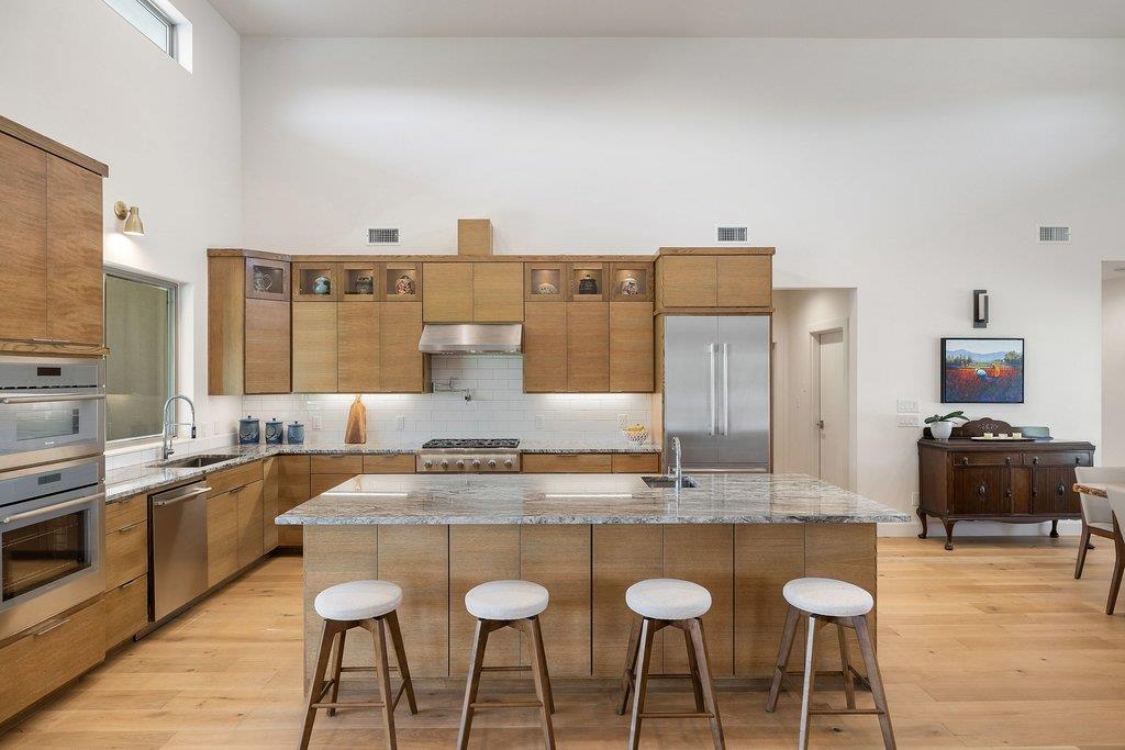 405 Spicewood Trails DR