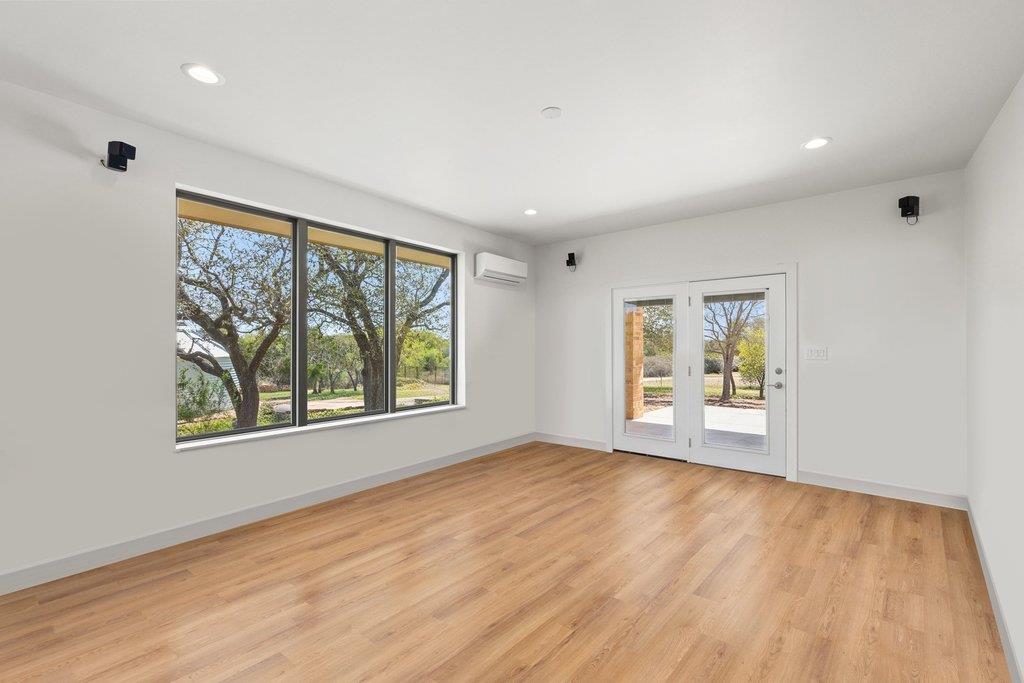 405 Spicewood Trails DR