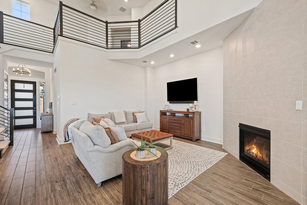 427 Cartwheel BND # 92