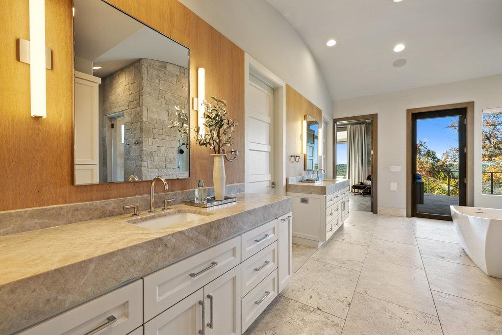 3550 Bell Springs DR