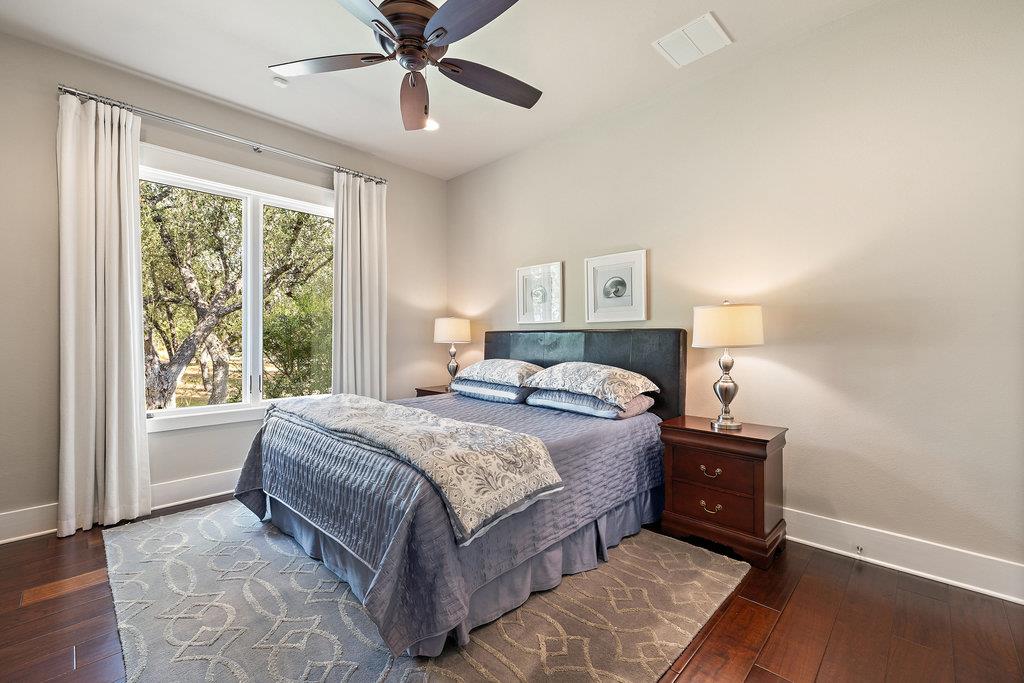 18601 Madrone Vista DR