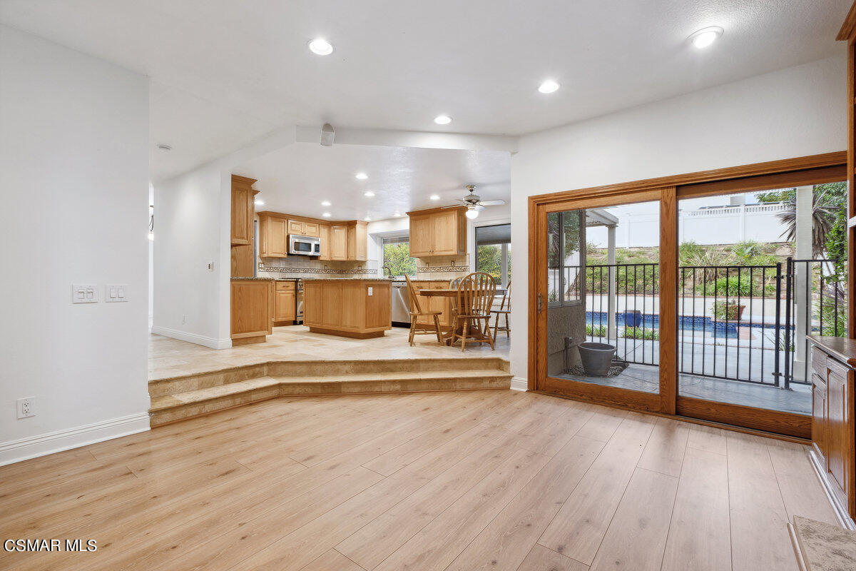 696 Oak Point Drive
